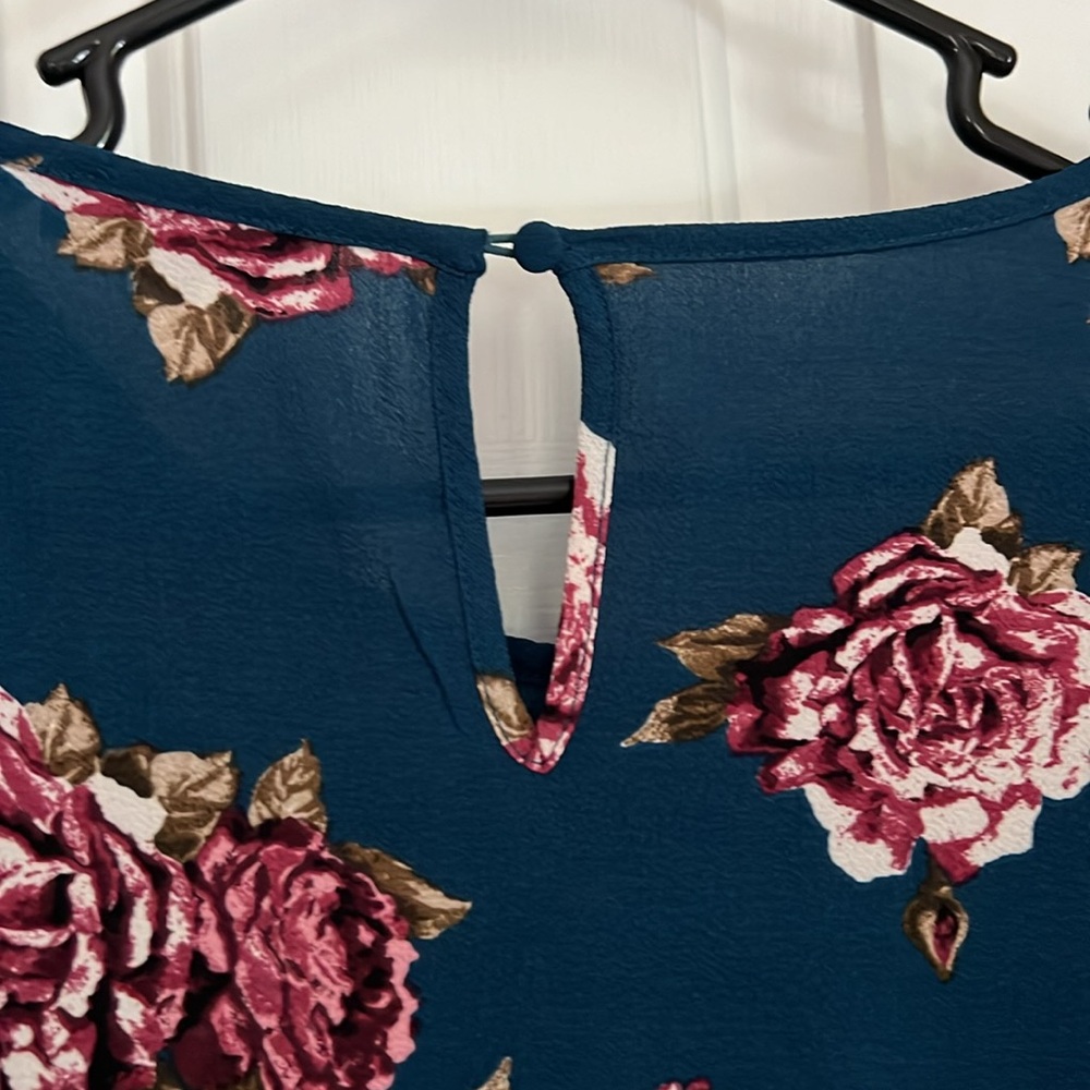 Flower blouse - Picture 5 of 6